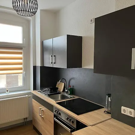 Apartment Horst - Gemuetliche Und Moderne Ferienwohnung In Der Innenstadt Pasewalk Exterior photo